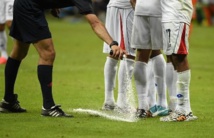 Football, le spray des arbitres interdit en Allemagne
