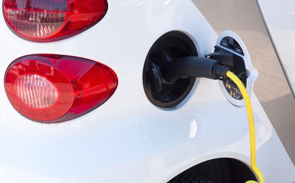 Renault Nissan va fournir une importante flotte de véhicules électriques pour la COP21