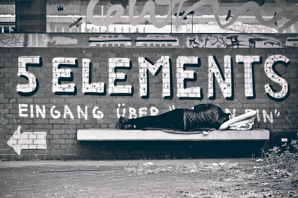 Vague de froid : l’Etat promet 14 000 places de plus pour les SDF