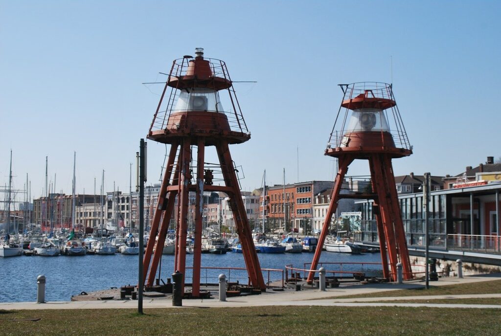 Énergie : Total investit 15 millions d’euros dans un site de stockage par batteries