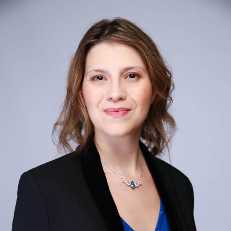 Pour un Management Ethique et Responsable, Voyage et inspiration à travers les Peuples Racines.