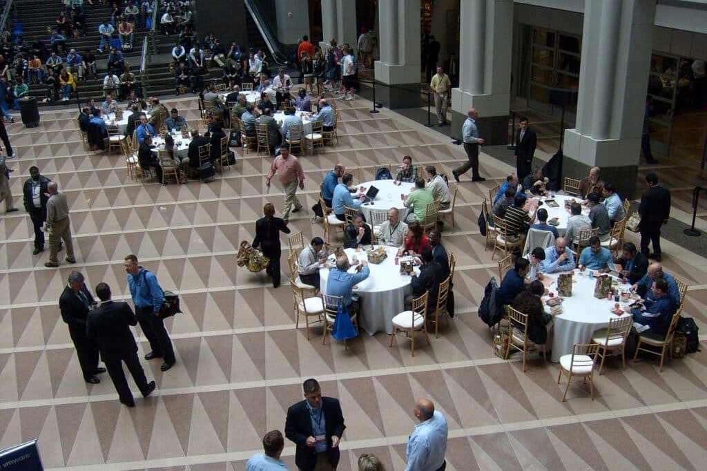 Les entreprises déconfinées devront être disciplinées