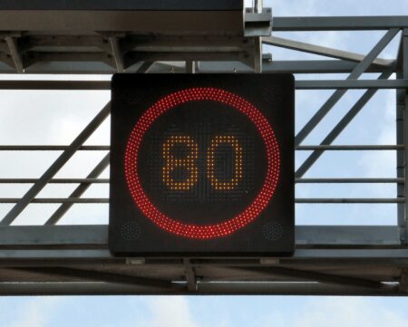 Retour du 90 km/h : beaucoup de bruit et des millions d’euros pour pas grand-chose