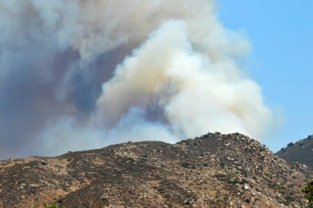 Californie : les pompiers débordés par des incendies dramatiques