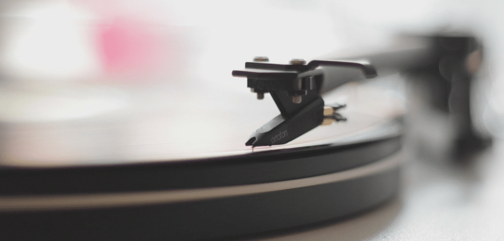 Musique : la Commission européenne fustige l’abus de position dominante d’Apple