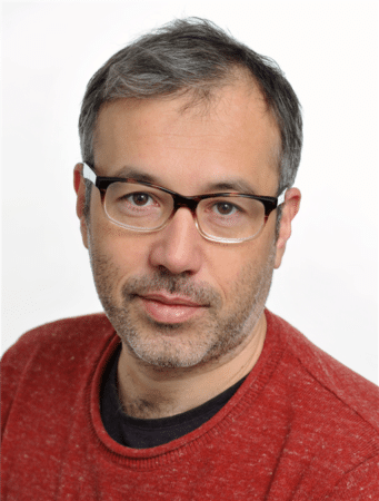 Martin Gibert : « Faire la morale aux robots »