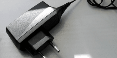 Commission européenne : un chargeur pour les recharger tous