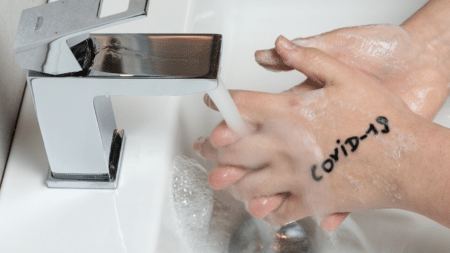 Selon l’OMS il est possible de mettre un terme au Covid