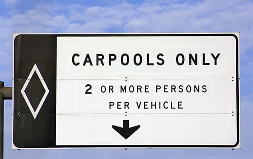 Projets de voies réservées au covoiturage à l’étude à Bordeaux et Paris