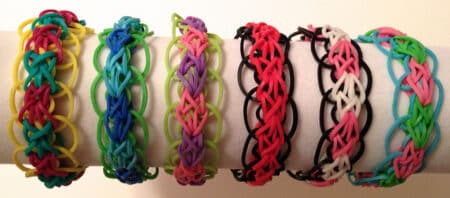 Bijoux en élastiques, quels dangers pour l’environnement ?