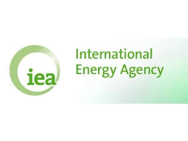 Les prix du pétrole vont continuer à baisser en 2015