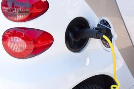 Renault Nissan va fournir une importante flotte de véhicules électriques pour la COP21