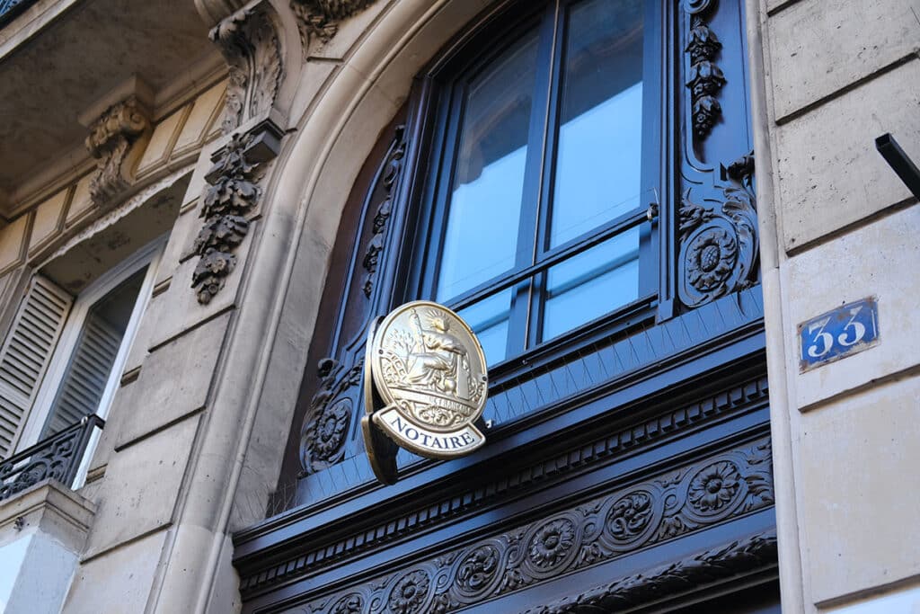 Les départements français prêts à relever la facture des frais de notaire dès 2025