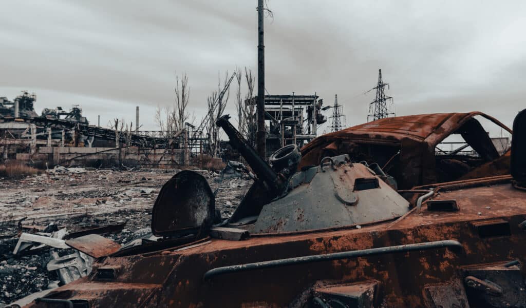 “Un désastre invisible” : La Russie sacrifie l’environnement pour faire la guerre