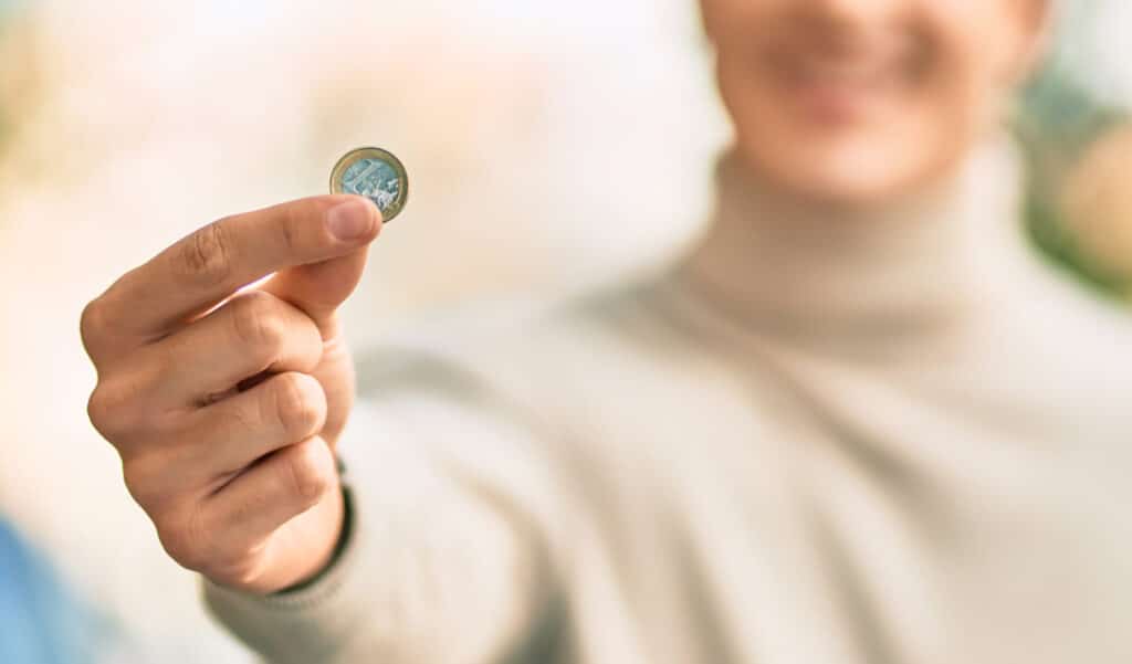 Cette pièce de 1 euro peut valoir des milliers d’euros : vérifiez la date !