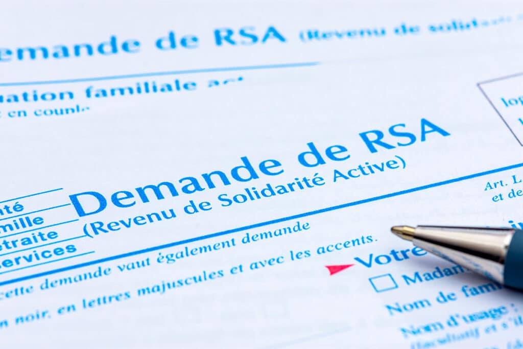 Le bras de fer entre l'État et les départements sur la revalorisation du RSA