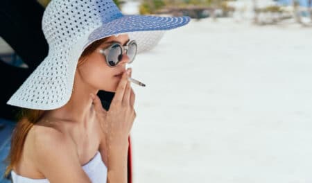 Plages, parcs, écoles… Découvrez où vous n’aurez plus le droit de fumer cet été