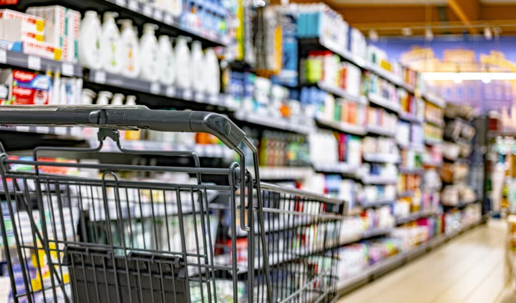 Supermarchés : ce que le gouvernement refuse de changer malgré l'urgence alimentaire