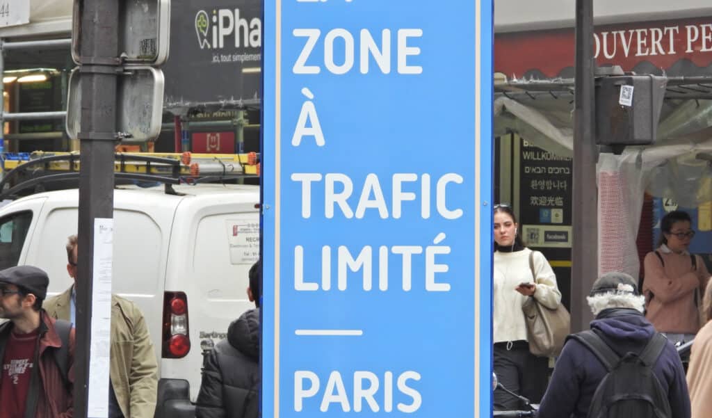 Débats animés sur la suppression des zones à faible émission en France