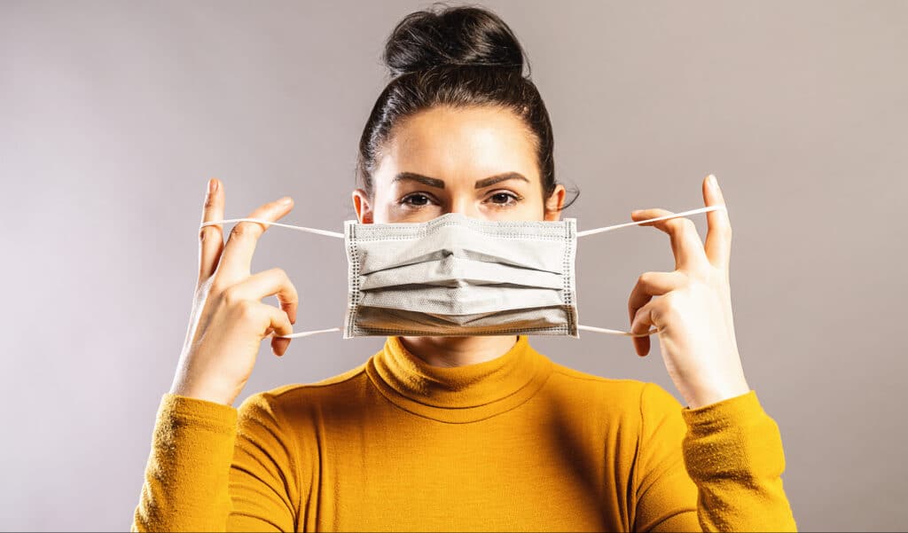 «Le variant du Covid circule en France» : faut-il s'inquiéter d'un nouveau confinement ?