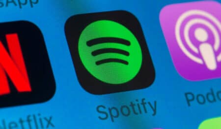 Écouter Spotify c'est relâcher l'équivalent de 18 Tour Eiffel de CO2 par an