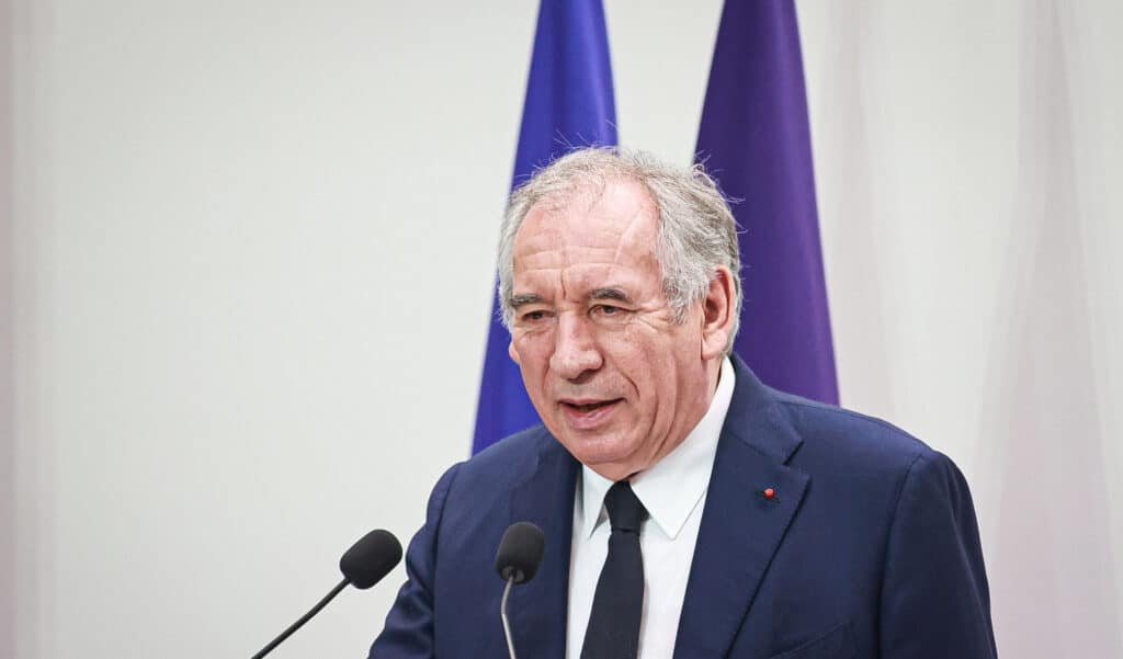 Pas très écolo : Bayrou fait un aller retour en jet pour les Journées de la géothermie