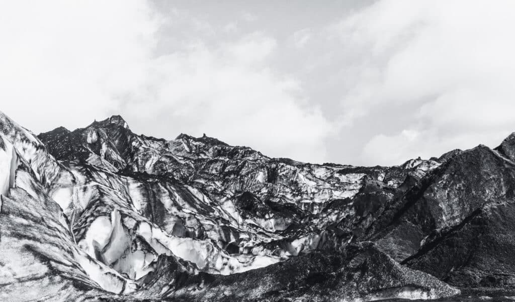 Un pêcheur photographie un iceberg noir, une découverte qui inquiète les scientifiques
