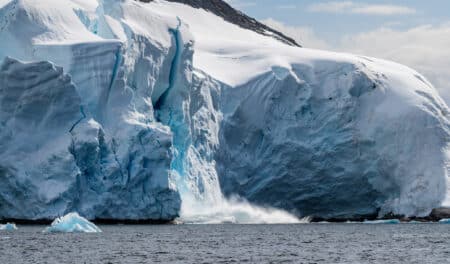 Les glaciers de l'Ouest canadien fondent beaucoup trop vite, Toronto recouverte d'eau