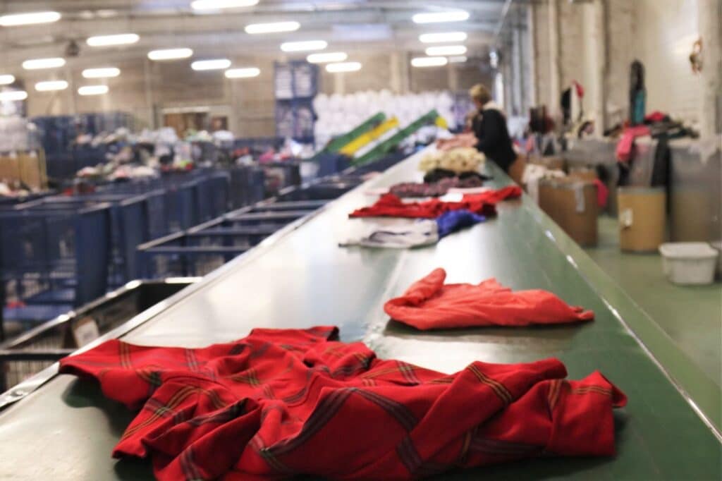 Le Relais Collecte Textile Greve Modele Economique