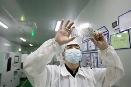 Ce plastique disparaît dans l’océan en quelques heures : la découverte qui change tout