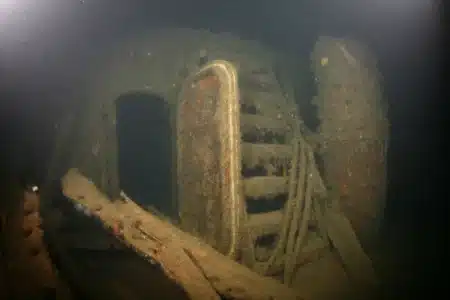 Enfoui depuis un siècle, ce sous-marin recèle un secret que personne n’aurait dû découvrir