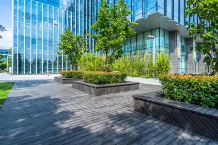 La canicule vous étouffe ? Ces astuces d’architectes anciens pourraient vous sauver