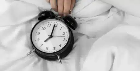 Changer d’heure nuit gravement à la santé : les médecins tirent la sonnette d’alarme