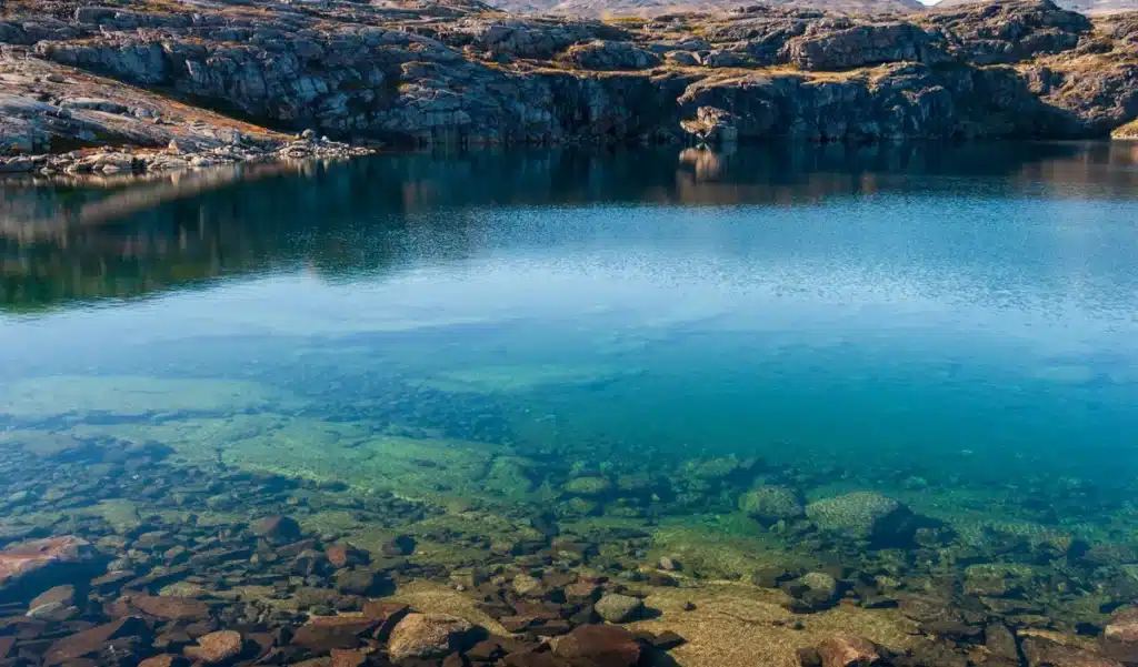 Catastrophe silencieuse en Antarctique : un lac géant s’est vidé sans prévenir