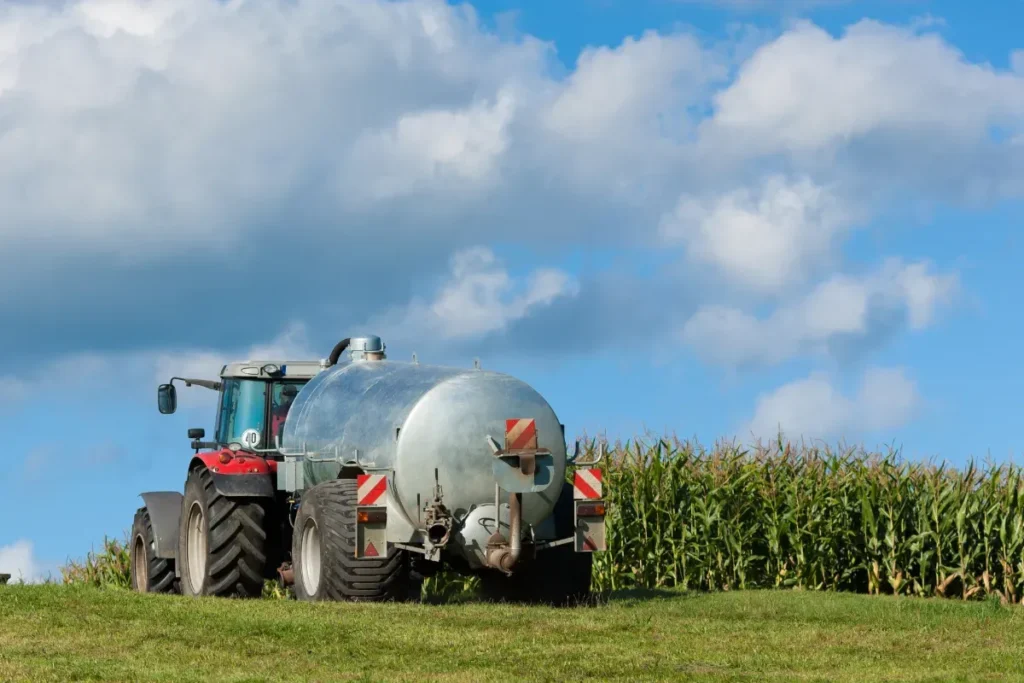 Coup de tonnerre : les mégabassines interdites d’eau dès 2026, la colère monte