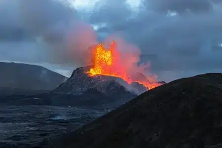 « Un nouveau volcan est né » : ce qui se passe vraiment au large de Mayotte