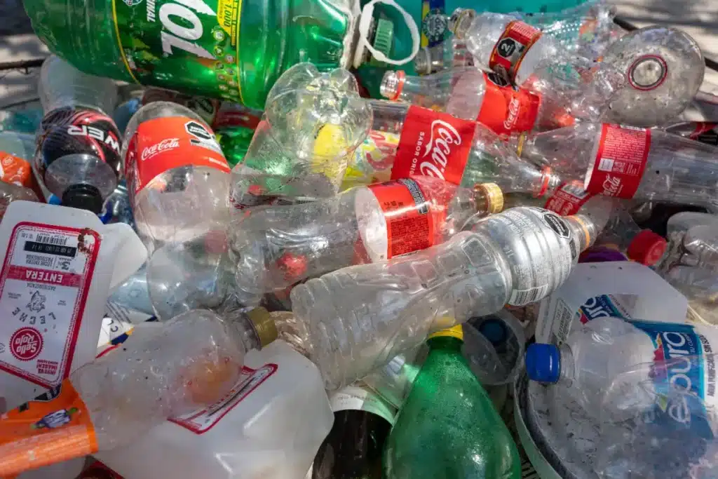 Une machine sud-coréenne détruit le plastique quasi instantanément… et ça change tout