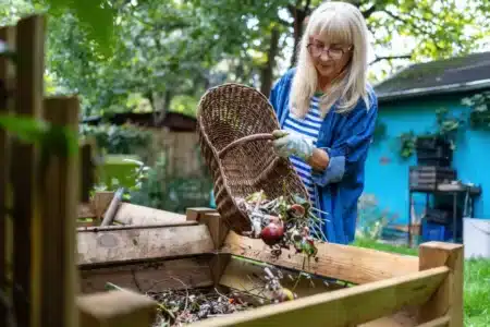 Le compost devient obligatoire… et votre mairie peut vous offrir le bac