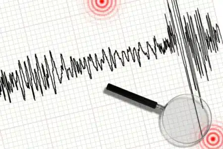 Séisme de 7,1 en mer : ces côtes à moins de 100 km retiennent leur souffle