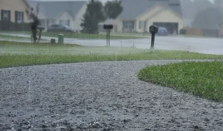 Pénurie mondiale : la start-up française qui transforme l’air en eau potable