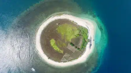 Ce dôme nucléaire oublié commence à se fissurer… et l’océan monte autour