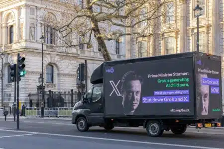Grok : xAI attaquée en justice pour images pornographiques de mineures