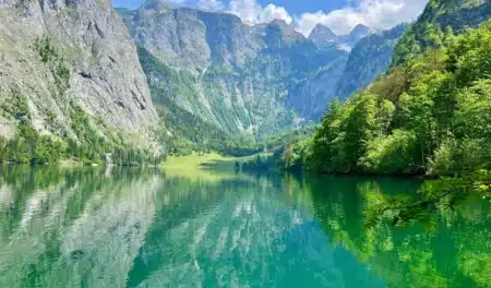 Des archéologues plongent dans un lac et tombent sur une cité engloutie : on dirait l'Atlantide