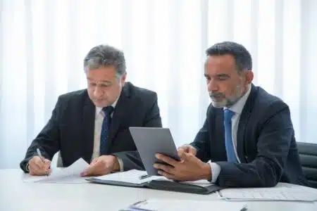Les Patrons De Tpe Demandent Une Baisse De La Fiscalite Pour Faire Face A La Guerre