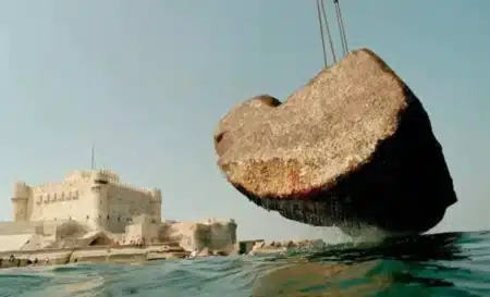 Des archéologues remontent du fond de la mer une des sept merveilles du monde