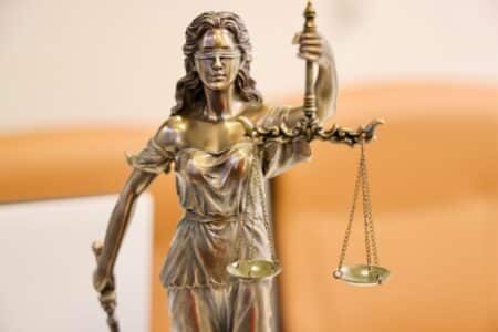 bayer-triomphe-en-justice-mais-perd-la-bataille-de-la-confiance