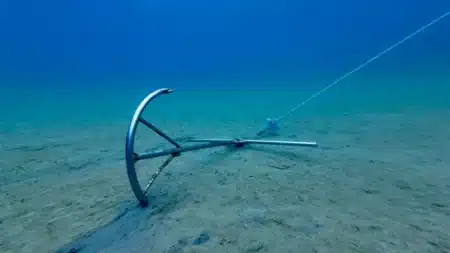 Cette ancre romaine de 2 000 ans dormait sous le sable de la mer du Nord : les archéologues n'en reviennent pas de son état de conservation