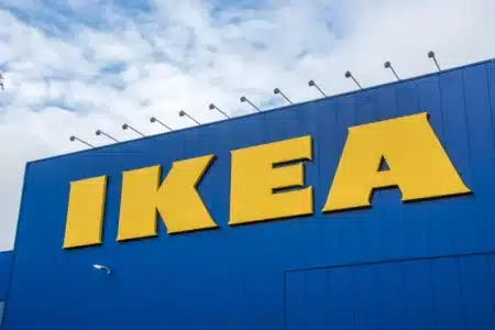 Fermes rasées, familles expulsées : Ikea s'approprie 23 000 hectares de forêt et personne n'y peut rien