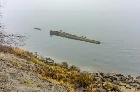 Le Danube à sec révèle des navires nazis encore remplis d'explosifs et ça bloque le passage pour les autres