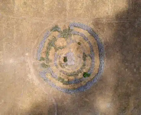 Des archéologues mettent au jour une mégastructure vieille de 6 200 ans, son usage demeure inconnu